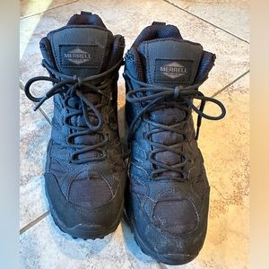Men’s Black Merrill’s Vibram hiking boots size 9
